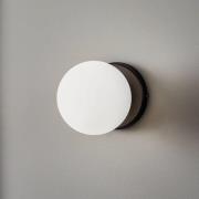 Væglampe Kiba, sort/guld, lampeskærm af glaskugle