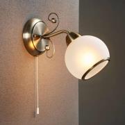 Lindby væglampe Corentin, hvid/messing, glas, E14