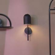 AYTM Luceo væglampe, sort, med stikprop