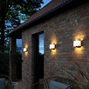 Udendørs LED-væglampe Piola, plast, sensor