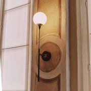 Stilnovo væglampe Galassia, bredde 14 cm, guldfarvet