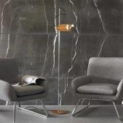 Oluce gulvlampe Spider, sennepsgul/krom, metal, aluminium