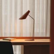 Vibia LED-bordlampe I.Cono, rødbrun, højde 56 cm, 2.700 K