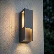 Lindby udendørs LED-væglampe Enyra, sort, 27 cm, IP65