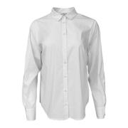 Stilfuld hvid skjorte med knaplukning