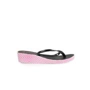 Behagelige Slip-on Kile Sandaler med Rund Tå og Brand Logo