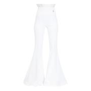 Hvide bukser med flare og charme detalje