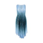 Ærmeløs kjole med python print