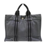 Pre-owned Canvas totes