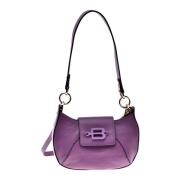 Shoulder bag in lilac quilted leather