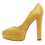Pre-owned Satin heels