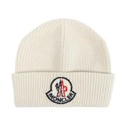 Ribstrikket Beige Hat Logo Patch