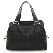 Pre-owned nylon chanel-tasker