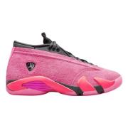 Retro Low Shocking Pink Sneakers