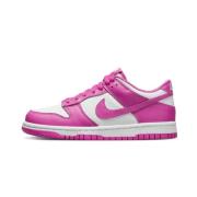 Aktiv Fuchsia Dunk Low Sneakers