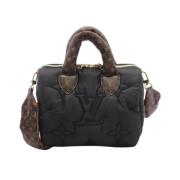 Pre-owned nylon louis-vuitton-tasker