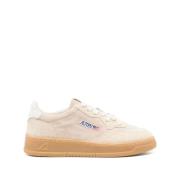 Beige Ruskind Sneakers Stilfuldt Design