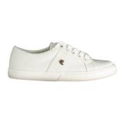 Sporty hvide sneakers med ikonisk logo