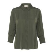 Feminin Bluse med Smock Manchetter