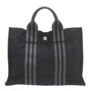 Pre-owned Canvas totes