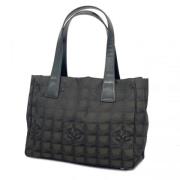 Pre-owned nylon chanel-tasker