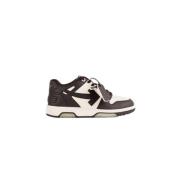 Chokoladebrune sneakers med beige accenter