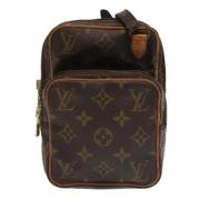 Pre-owned Canvas louis-vuitton-tasker