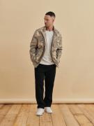 DAN FOX APPAREL Overgangsjakke 'Marc'  khaki