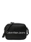 Calvin Klein Jeans Skuldertaske  sort / hvid