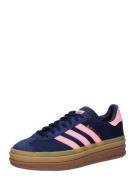 ADIDAS ORIGINALS Sneaker low 'Gazelle Bold'  ensian / mørkeblå / guld ...