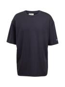 Champion Authentic Athletic Apparel Bluser & t-shirts  sort