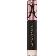 Anastasia Beverly Hills Magic Touch Concealer 3