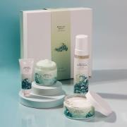 By Lyko Aqua Lily Spa Kit - Smooth as Butter