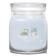 Yankee Candle A Calm & Quiet Place Signature Jar Medium