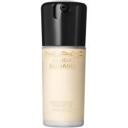 MAC Cosmetics Studio Radiance Serum-Powered Foundation NC5