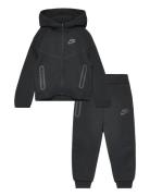 Nkn Tech Fleece Hooded Full Zi / Nkn Tech Fleece Hooded Full Nike Blac...