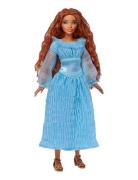 Disney Princess Disney The Little Mermaid Ariel On Land Fashion Doll D...