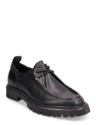 Tatum Leather Moc Toe Shoe Les Deux Black