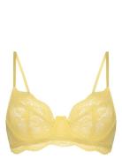 Isabelle Ud Hunkemöller Yellow