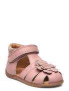 Starters™ Flower Velcro Sandal Pom Pom Pink