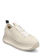 Women Lace-Up Tamaris Cream