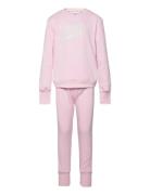 Nike Sustainable Crew Set Nike Pink