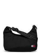 Tjw Ess Daily Shoulder Bag Tommy Hilfiger Black