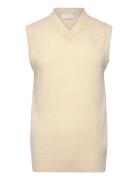 Lambswool V-Neck Slipover Lindbergh Cream