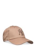 Nos Wmns Lge Ess 9Forty Neyya New Era Beige