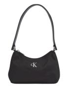 Sleek Nylon Shoulderbag Calvin Klein Black