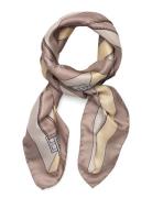 Lainy_1_90*90 BOSS Yellow