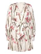 Cuiaba Ted Baker London Cream