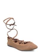 Suede Ballet Flats With Crossed Straps Mango Brown