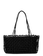 Medium Braided Shoulder Bag Mango Black